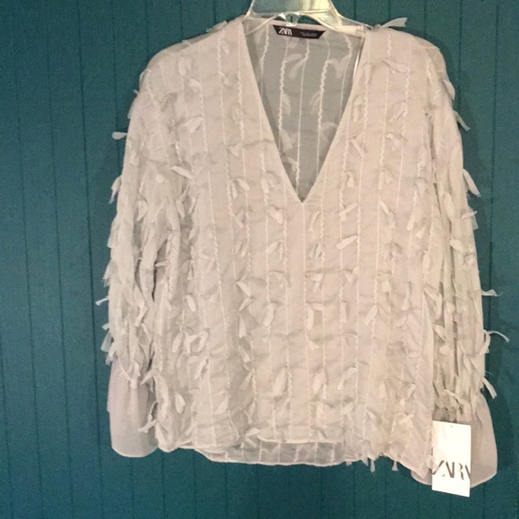 Top - Picture 1 of 2